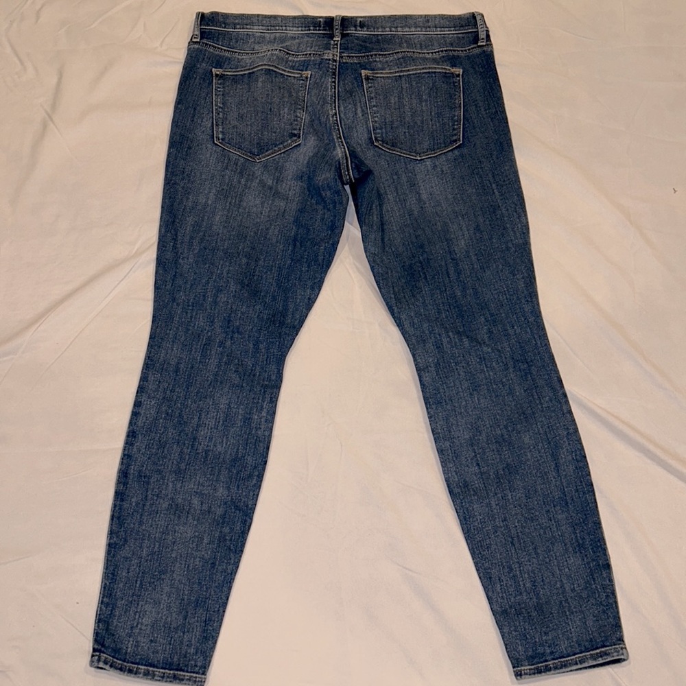 Women's Gap True Skinny Jeans Size 33R - NWT - Picture 2 of 15